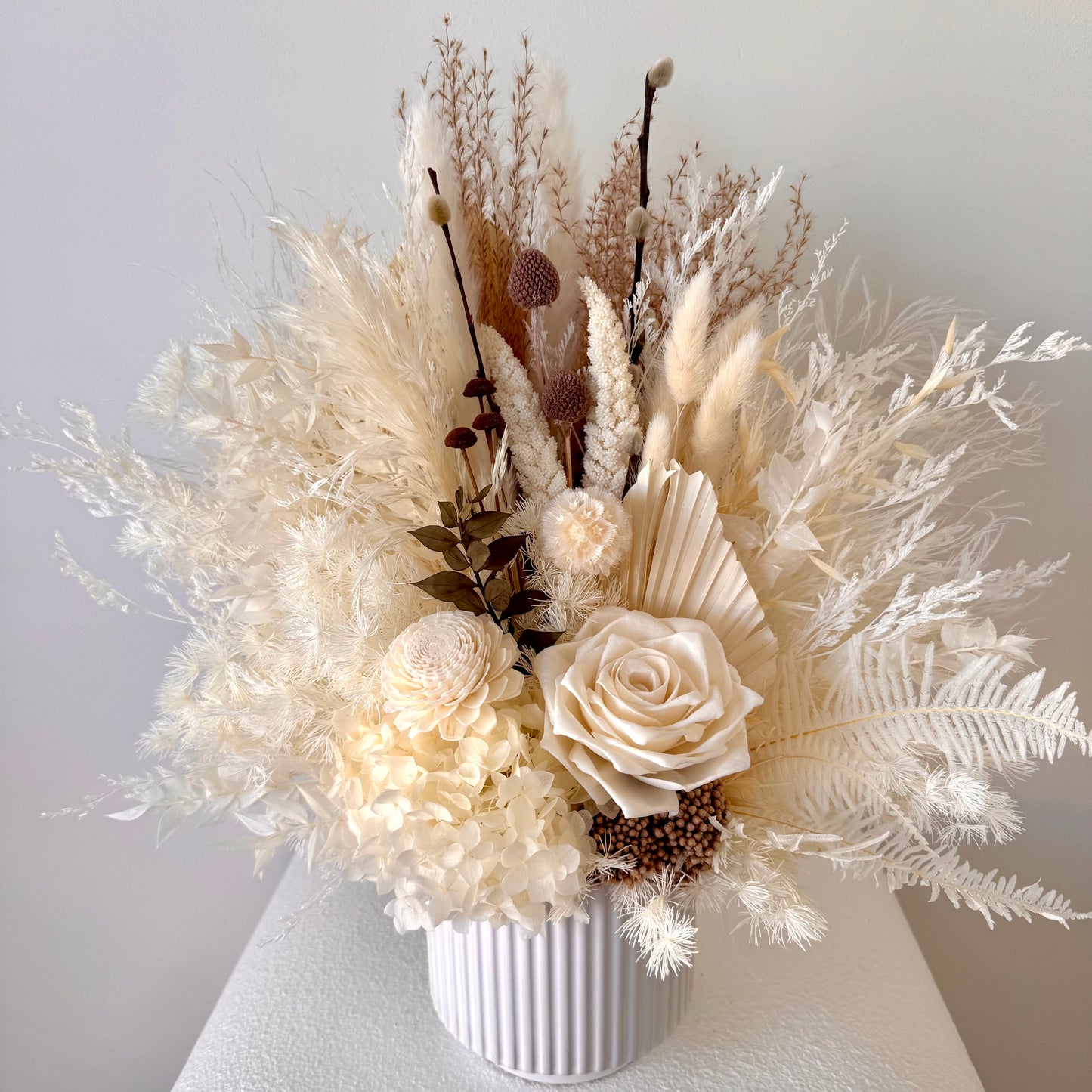 The 'Vanilla' flower arrangement