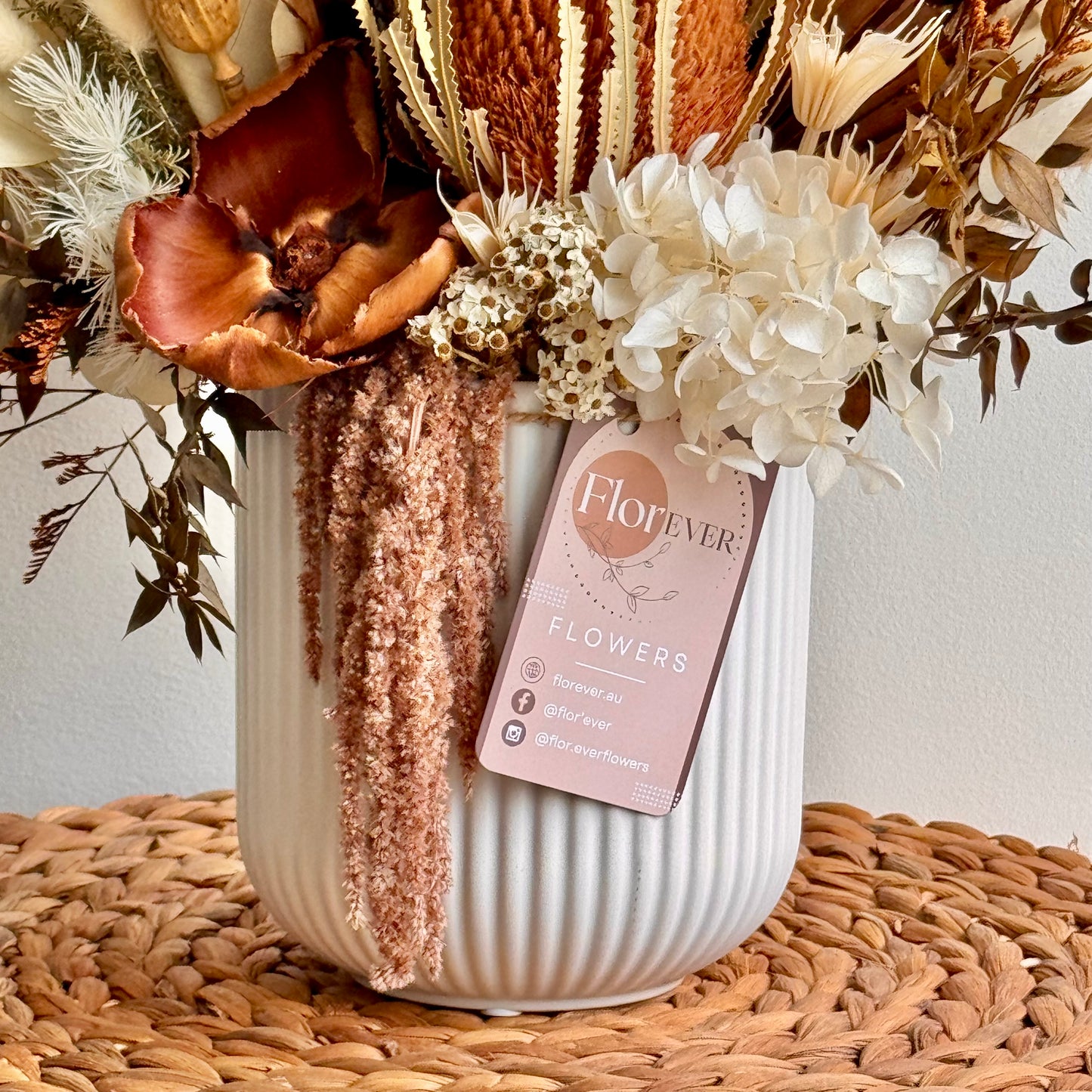 'Georgie' flower arrangement