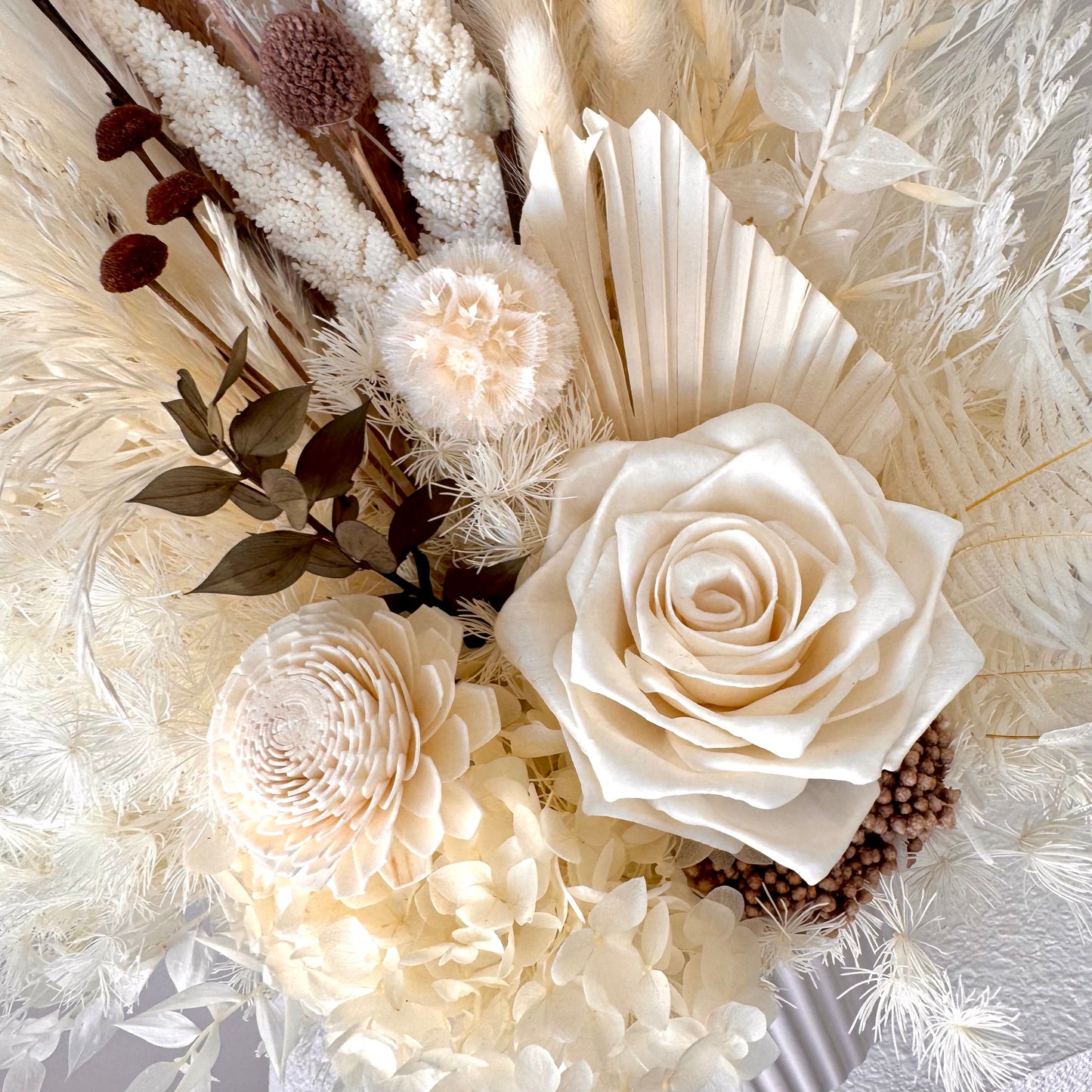The 'Vanilla' flower arrangement